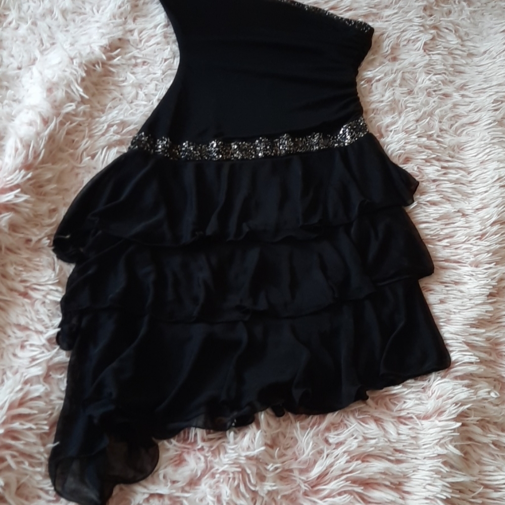 Black Strapless Dress 👗